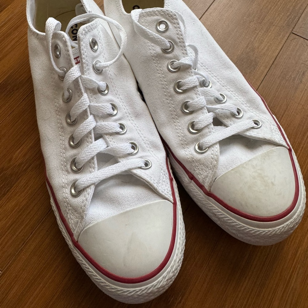 Converse All Stars white low top sneakers